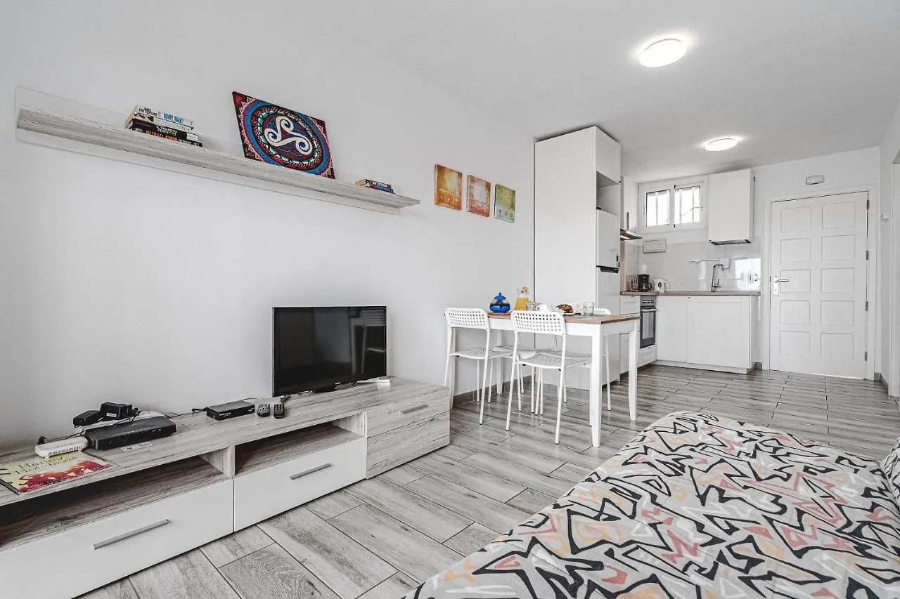 Apartamento En El Dorado Playa De Las Americas 0*, Playa de las Americas (Tenerife) Spain