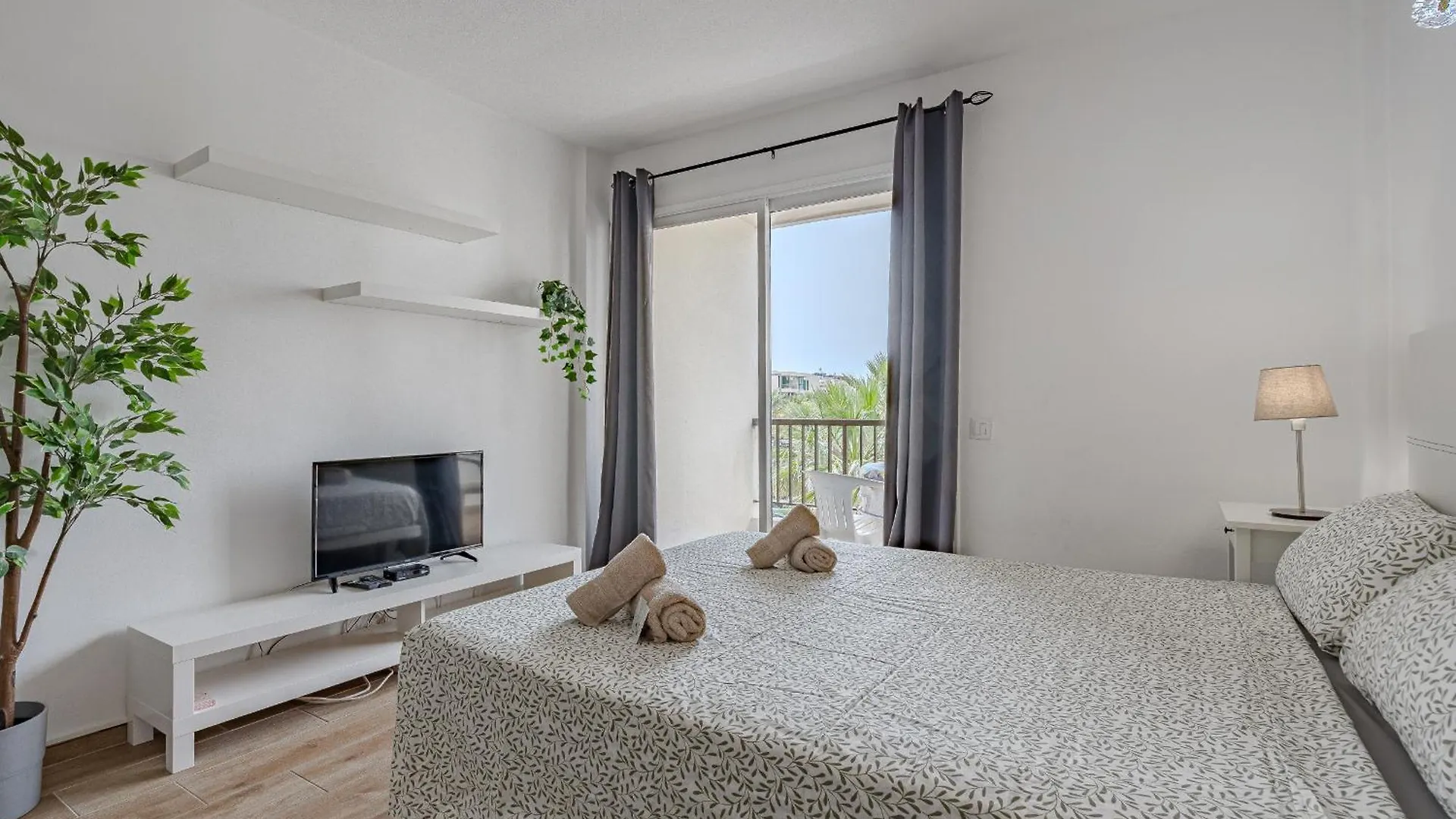 아파트 Apartamento En El Dorado Playa De Las Americas